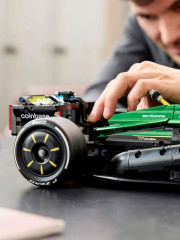 Техник Болид F1 Aston Martin Aramco AMR25 42240 - Фото 12