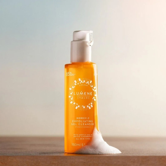 Гель-эксфолиант для умывания лица «Nordic — C Exfoliating Cleansing Gel»