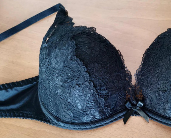 Бюстгальтер