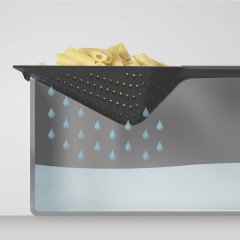 Шумовка большая «Scoop Plus», красная - Фото 1