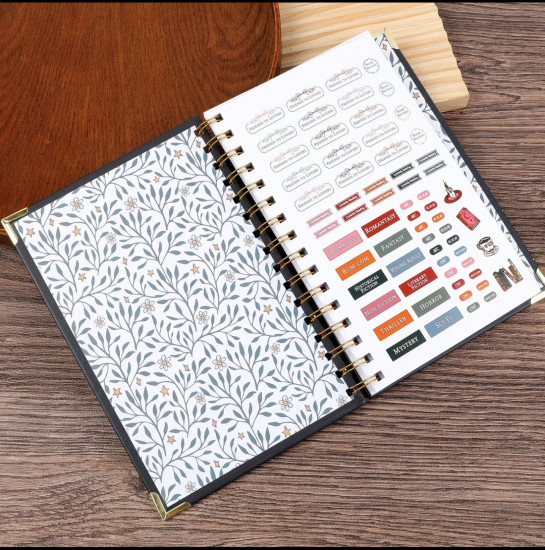 Планер читателя Reading Planner — дневник учёта прочитанных книг с наклейками, на спирали