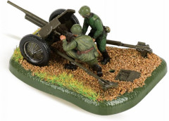 Модель сборная «Советская противотанковая пушка с расчётом» - Фото 2
