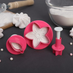 Набор плунжеров кондитерских «Цветок. Листок. Звёздочка» - Фото 1