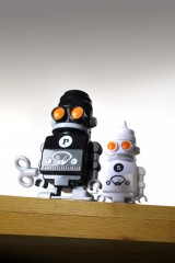 Заводные солонка и перечница «Bots» - Фото 1