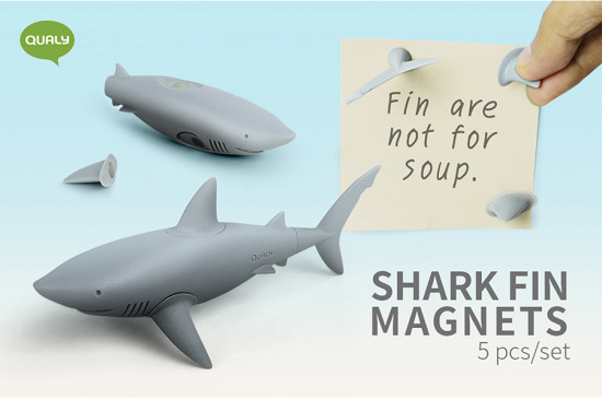 Магнит для холодильника «Shark»