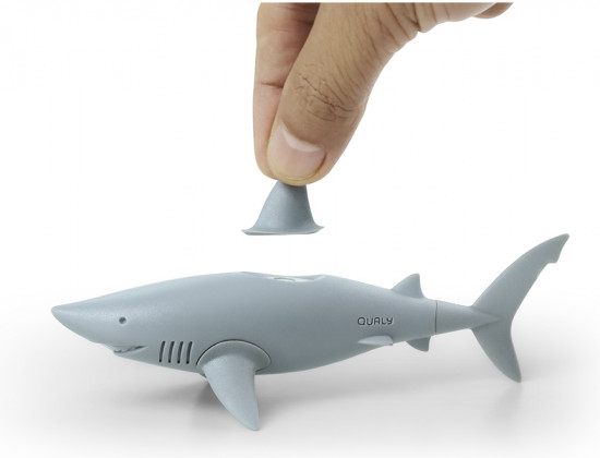 Магнит для холодильника «Shark»