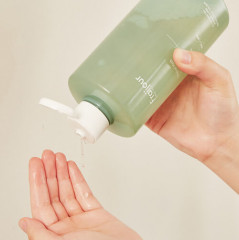 Тонер для лица успокаивающий с AHA и BHA-кислотами и экстрактом полыни - Фото 2