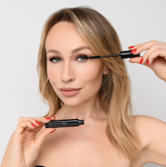 Тушь для ресниц универсальная «Sexy ultimate lashes mini size», оттенок Black - Фото 2