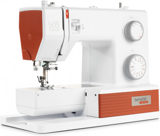 Швейная машина Bernette 05 Crafter