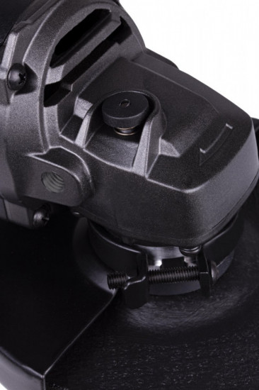 Машина шлифовальная угловая Ferm AGM1095P