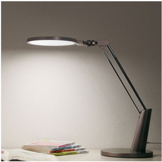 Лампа настольная