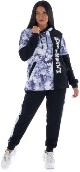 Костюм женский