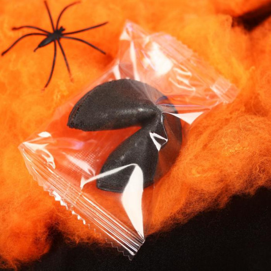 Печенье с предсказанием «Cookie or treat»