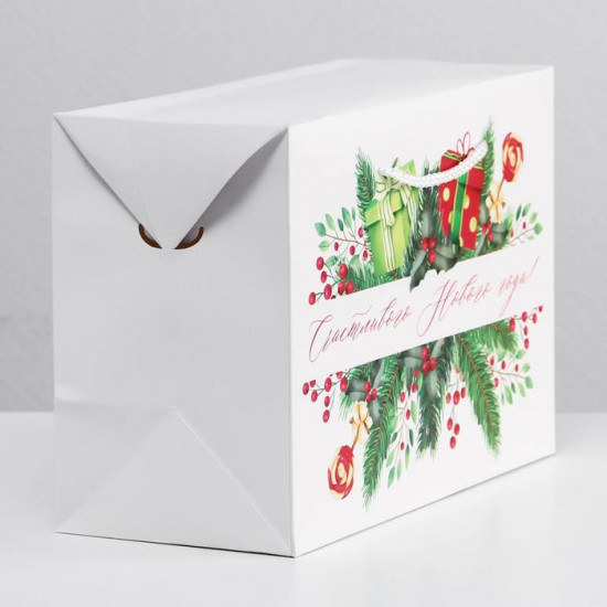 Пакет-коробка «Счастливого Нового года»