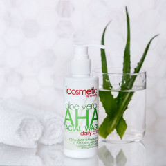 Гель для умывания с AHA-кислотами и соком алоэ вера - Фото 1