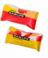 Батончик орехово-фруктовый «Манго-земляника» - Фото 1