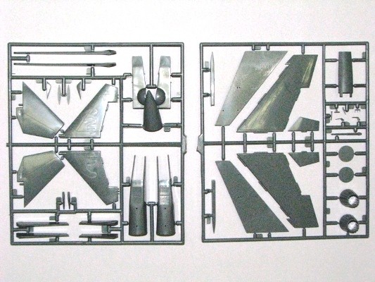 Сборная модель самолета Су-27УБ «Русские витязи»