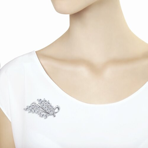 Брошь из серебра с фианитами