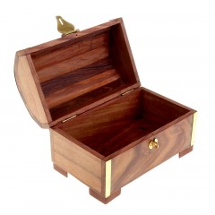 Шкатулка-сундук с орнаментом «Королевство» - Фото 1