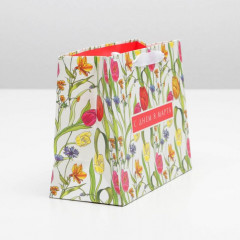 Пакет подарочный «С днем 8 Марта» - Фото 1