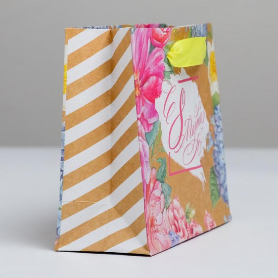 Пакет подарочный «С 8 Марта»