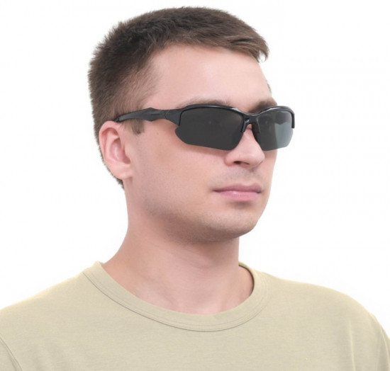 Очки солнцезащитные