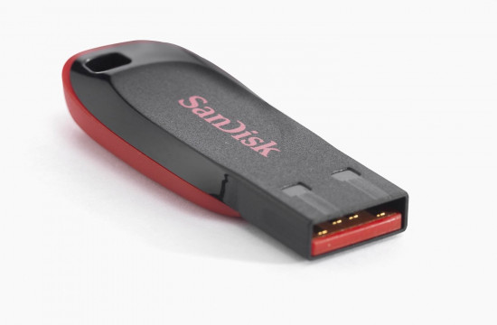 Флеш-накопитель SanDisk Cruzer Blade