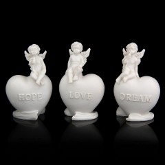 Сувенир «Белоснежный ангел на большом сердце» - Фото 3