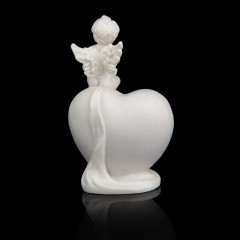 Сувенир «Белоснежный ангел на большом сердце» - Фото 1