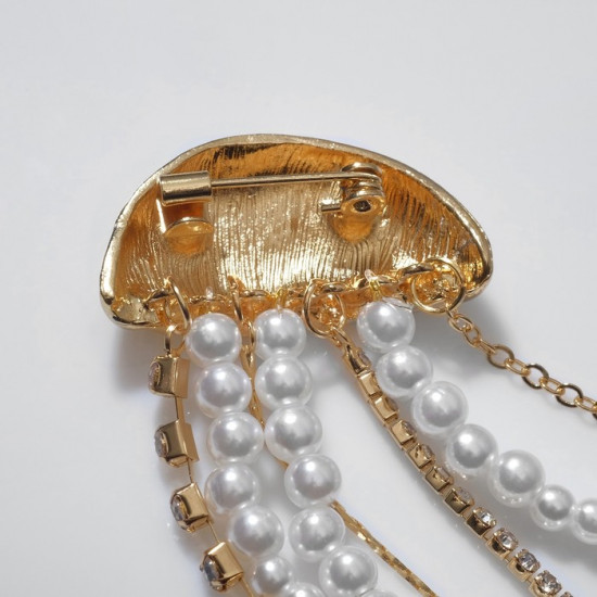 Брошь «Медуза»