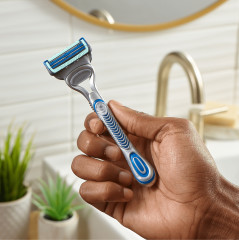 Бритва Gillette SkinGuard Sensitive с 2 сменными кассетами - Фото 8