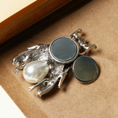 Магнит для платка «Муха» - Фото 1