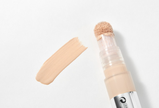 Kонсилер для лица «Light Up Brightening», оттенок 03 Beige