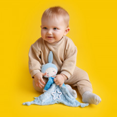 Игрушка-комфортёр с прорезывателем «Зайка Черничка» - Фото 9