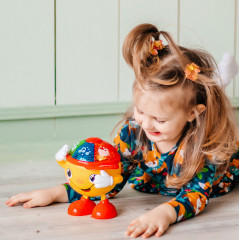 Игрушка музыкальная «Танцующий Колобок» - Фото 4