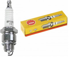 Свеча зажигания NGK 3823 BP8HS-10 - Фото 1