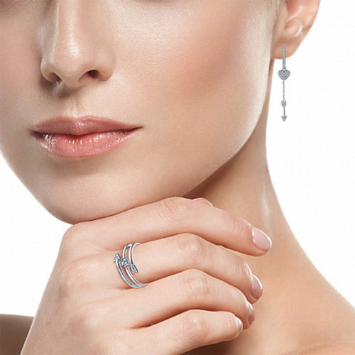 Серьги из серебра с фианитами