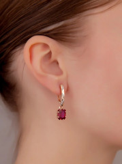 Серьги из золота с фианитами и корундом - Фото 2
