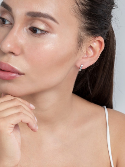 Серьги из серебра с фианитами