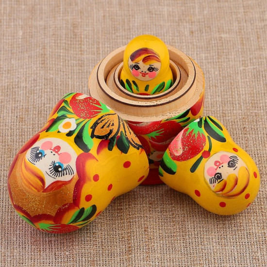 Набор матрёшек  «Земляничка»