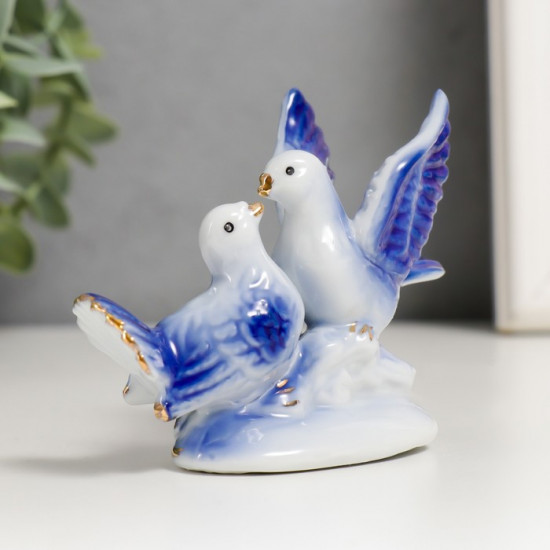 Сувенир «2 голубка с розой» со стразами