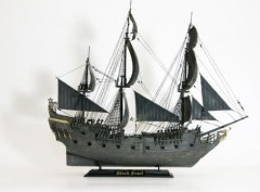 Модель "Черная жемчужина" - корабль капитана Джека Воробья - Фото 1