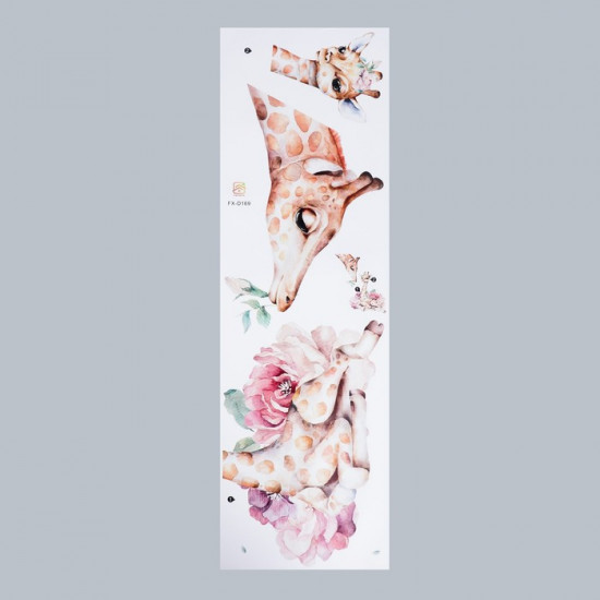 Наклейка интерьерная «Жирафа с малышом в цветах»