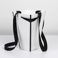 Коробка для цветов подарочная «Шанель» - Фото 3