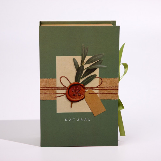 Коробка-книга «С любовью»