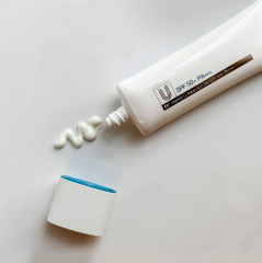 Гель для лица солнцезащитный увлажняющий SPF 50+ - Фото 3