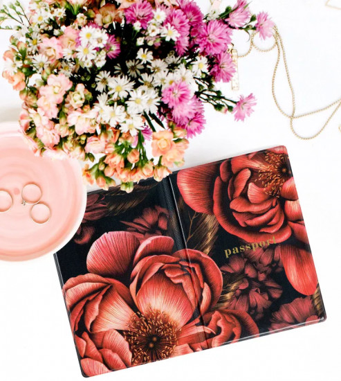Обложка для паспорта «Red Peony»