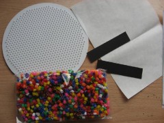 Фигурки на магнитах из термомозайки  "Цветочки" - Фото 1