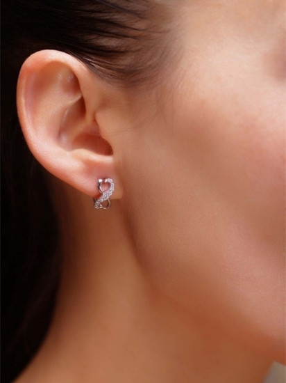 Серьги из серебра с фианитами