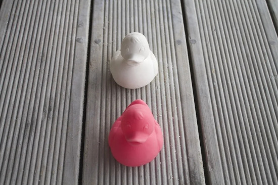 Прорезыватель «Elvis the duck pink»